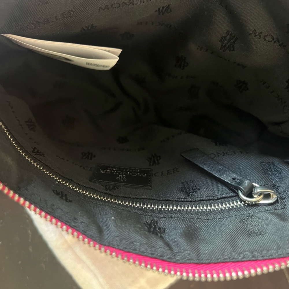 New Moncler Pink Quilted Women's Bag - Picture 5 of 9